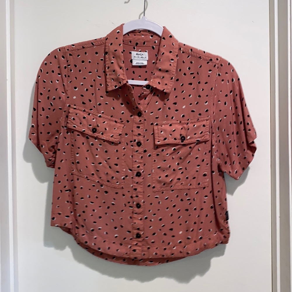RVCA button up T